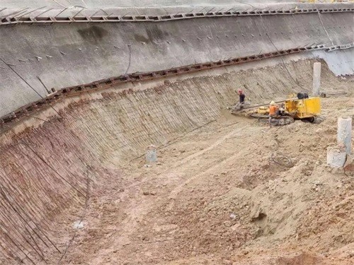 聂拉木基坑边坡加固