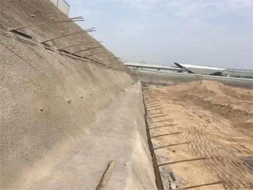 聂拉木河道边坡加固